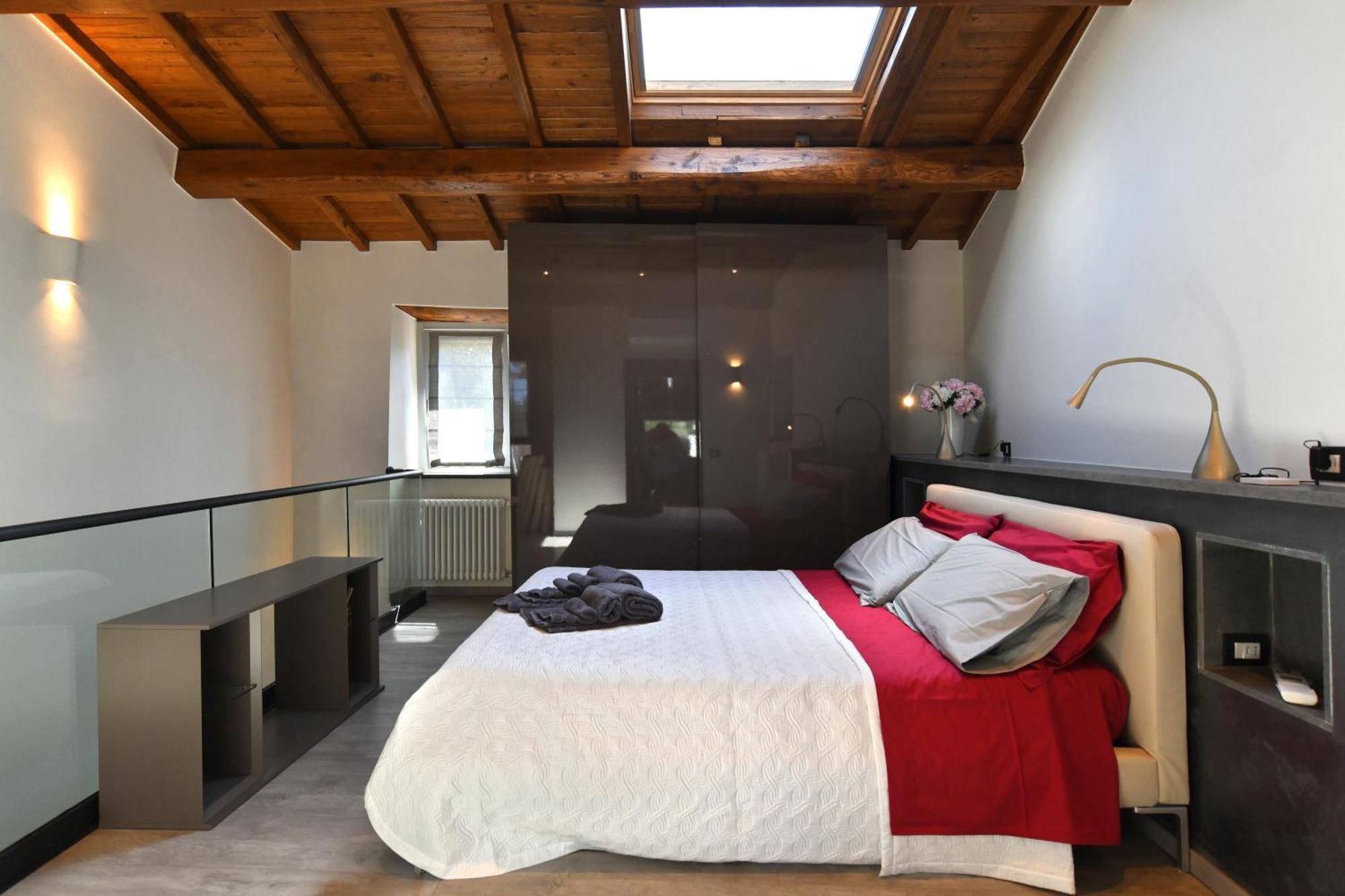 Epic Rooftop Terrace Overlooking Civita Valley Bagnoregio Exterior photo